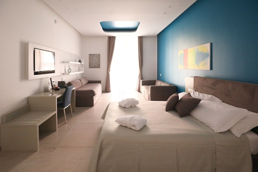 Фото Toledo 16 Luxury Suites