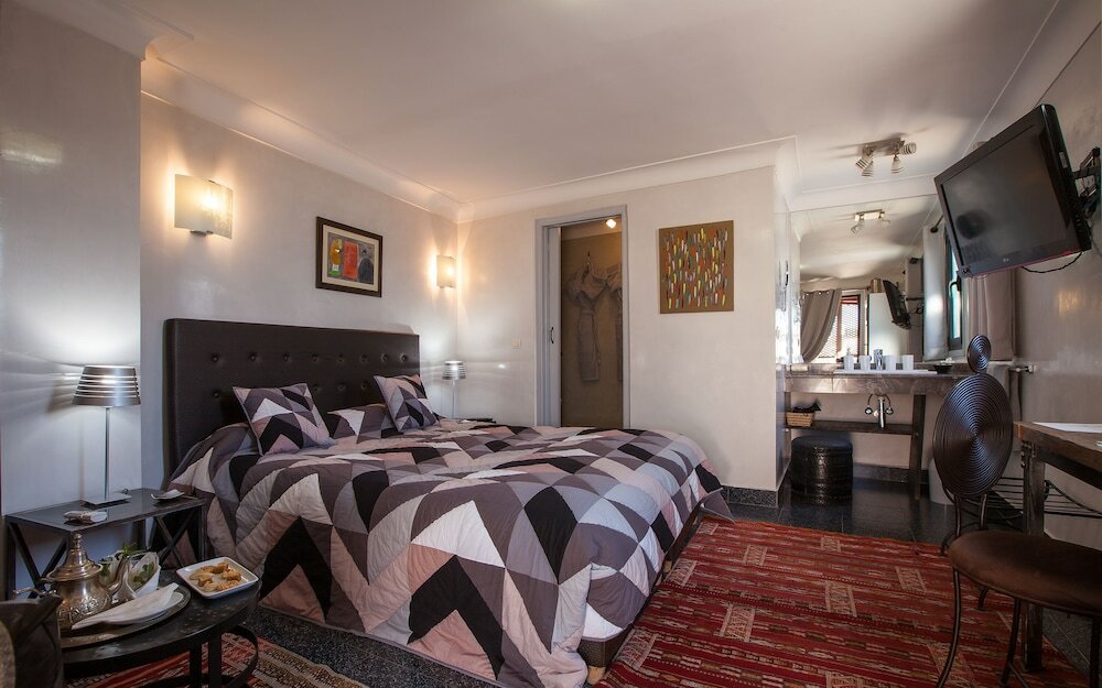 Фото Riad Shanima & SPA