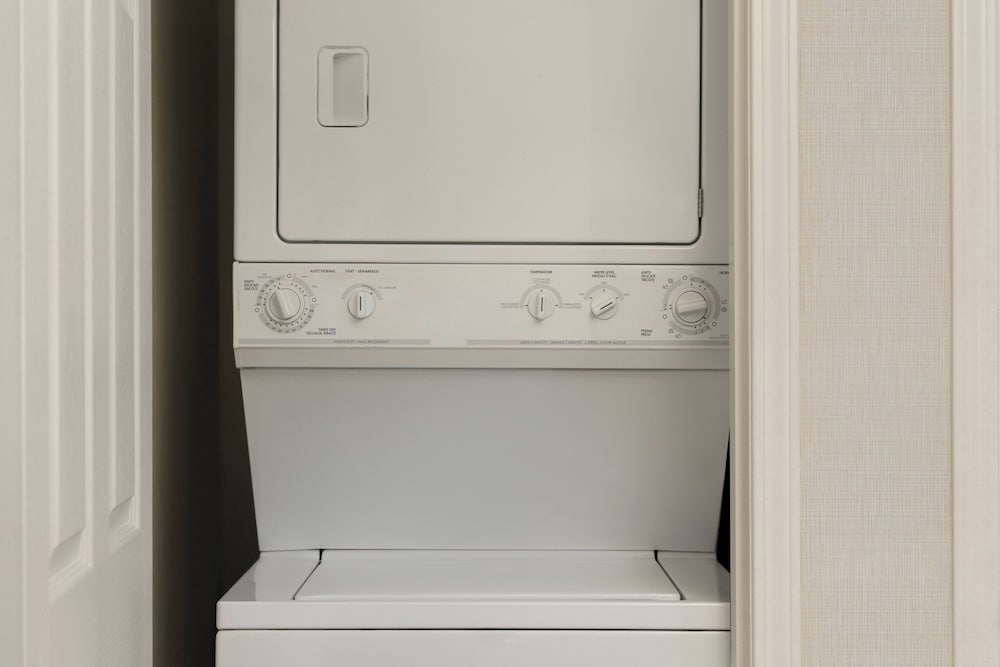 Фото Delta Hotels by Marriott Whistler Village Suites