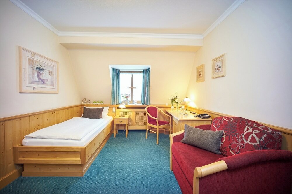 Фото Hotel Klosterhotel Ludwig der Bayer