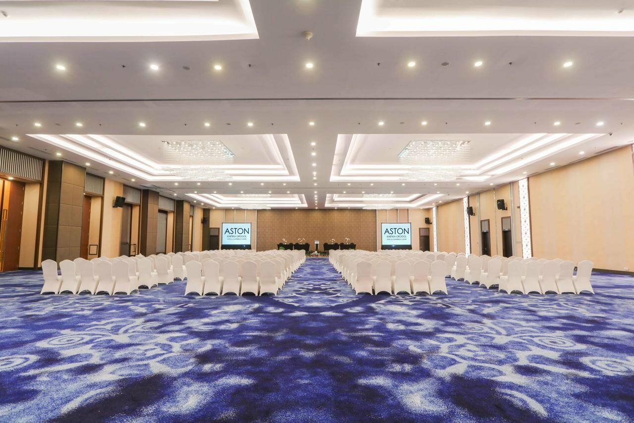 Фото Aston Kartika Grogol Hotel & Conference Center
