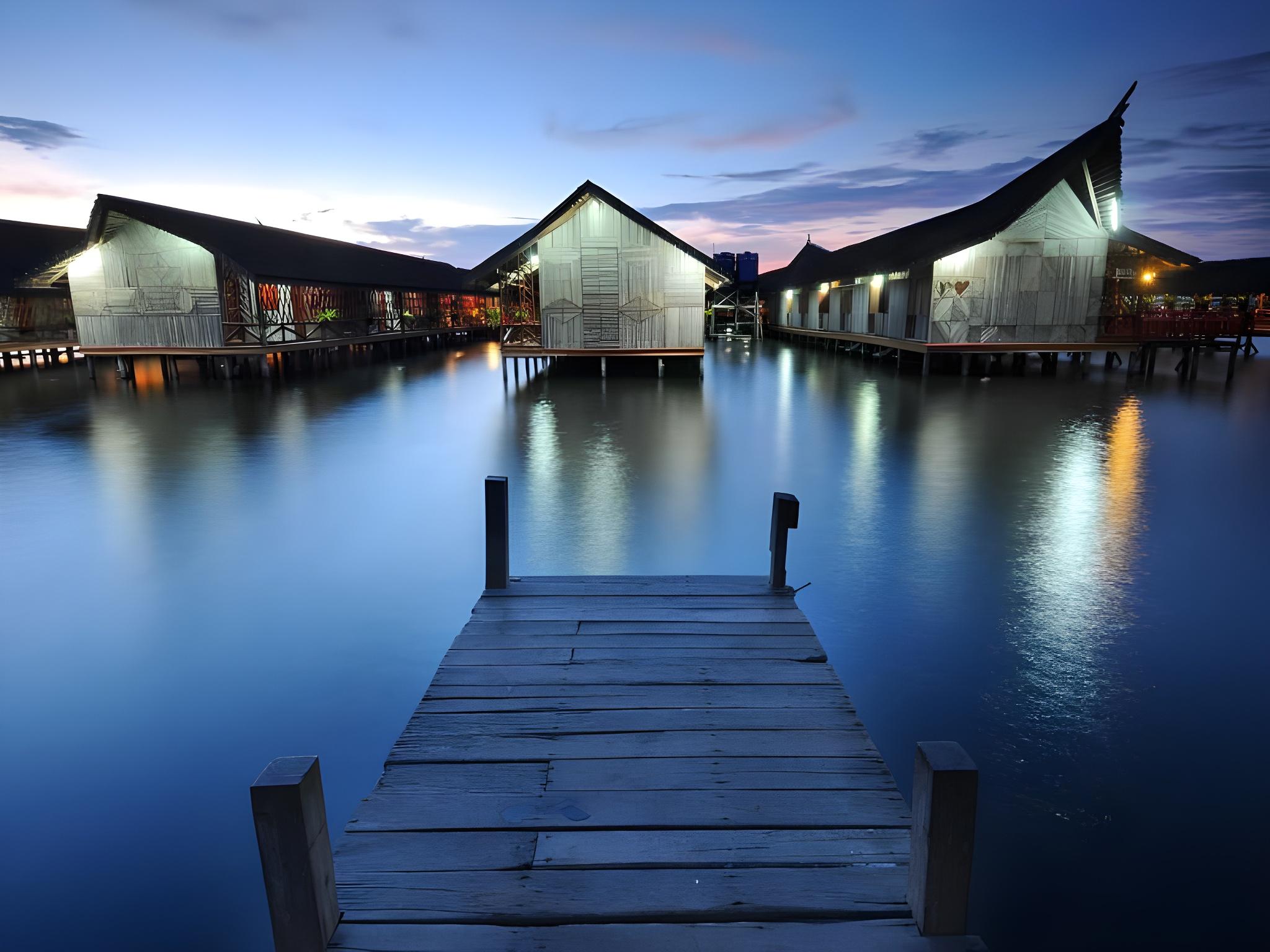 Фото Dragon Inn Floating Resort