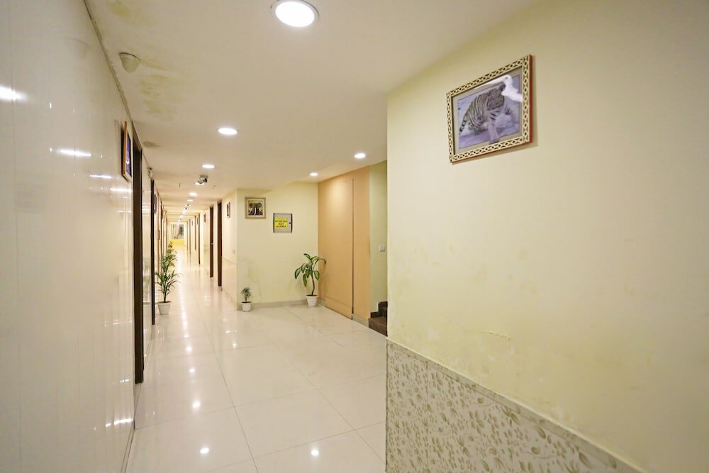 Фото Hotel D'Capitol Delhi Airport