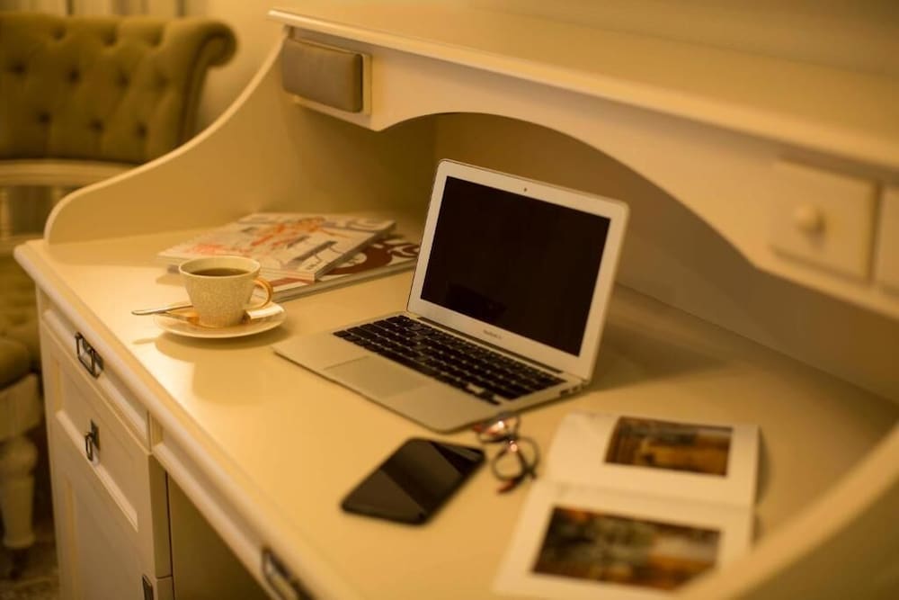 Фото Boutique 19 Hotel