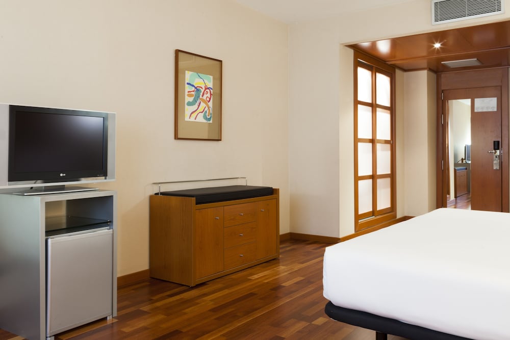 Фото Hotel Ciudad de Lleida