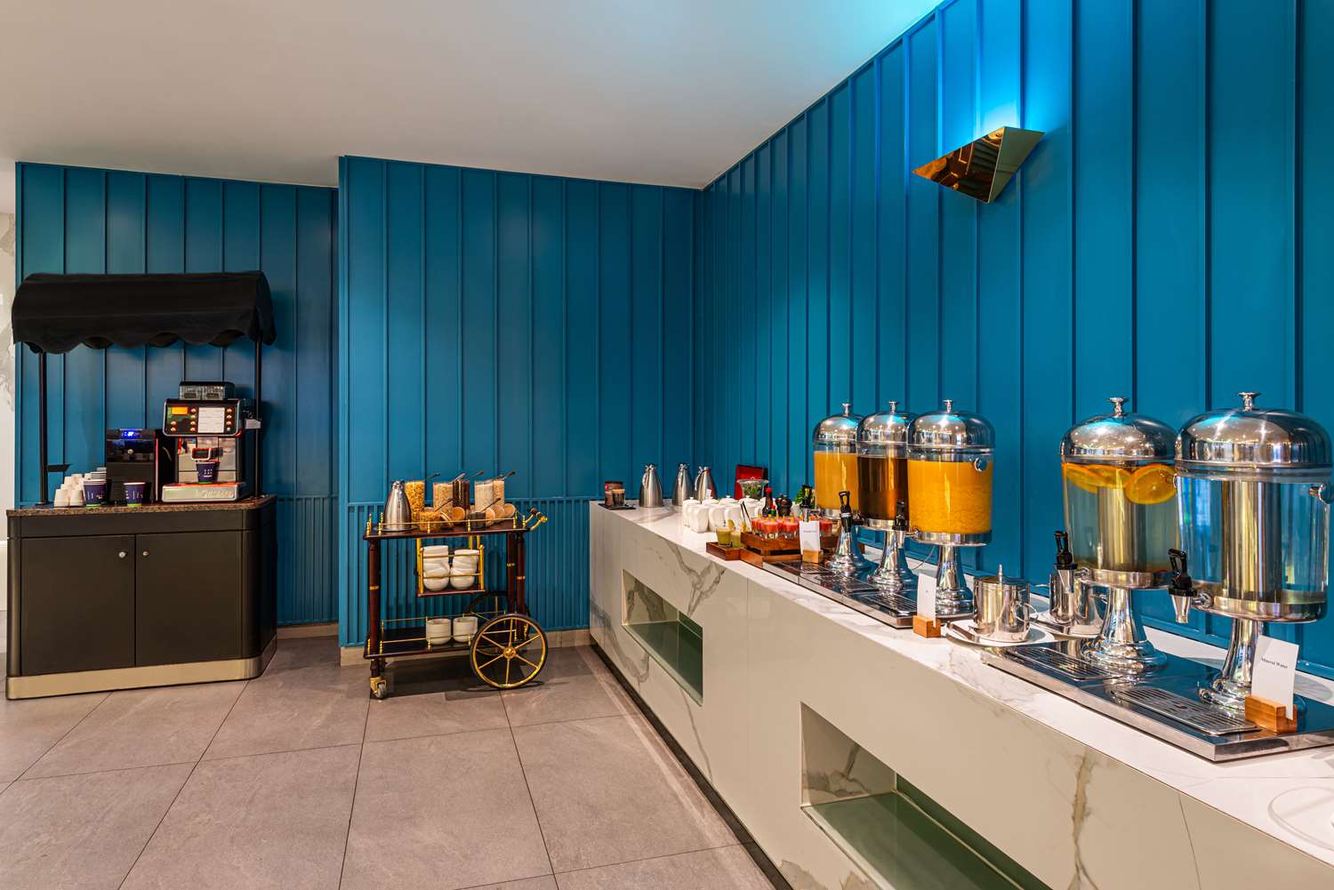 Фото DoubleTree by Hilton Aqaba