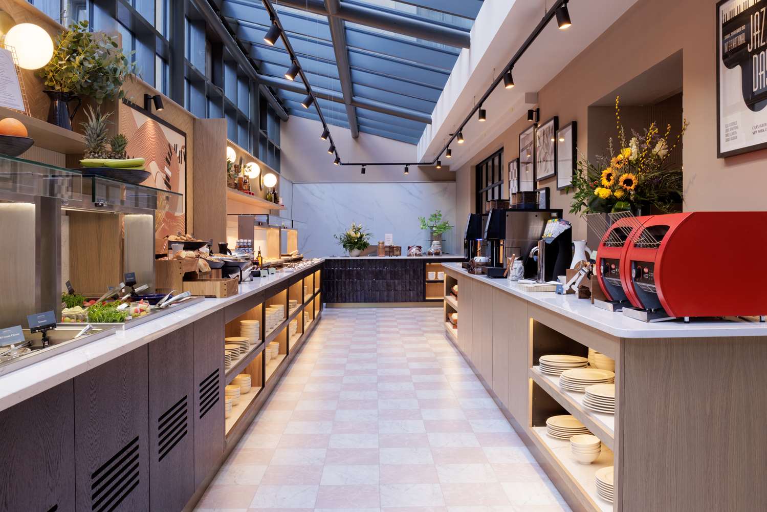 Фото Hilton Garden Inn Dublin City Centre