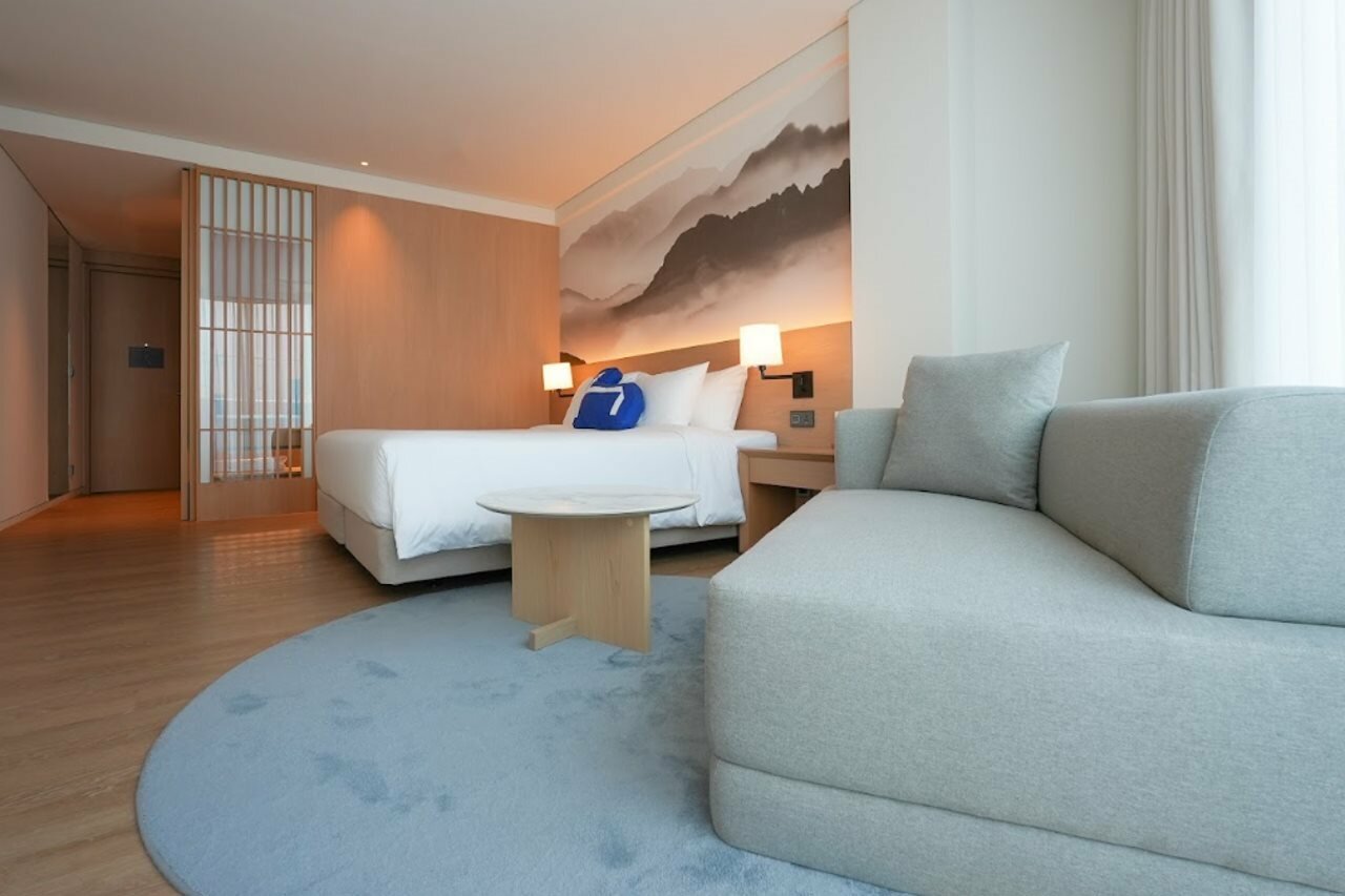 Фото отеля 2