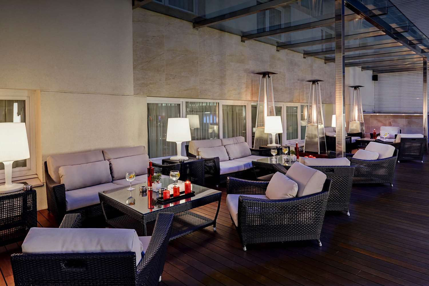 Фото Hotel Sercotel Coliseo