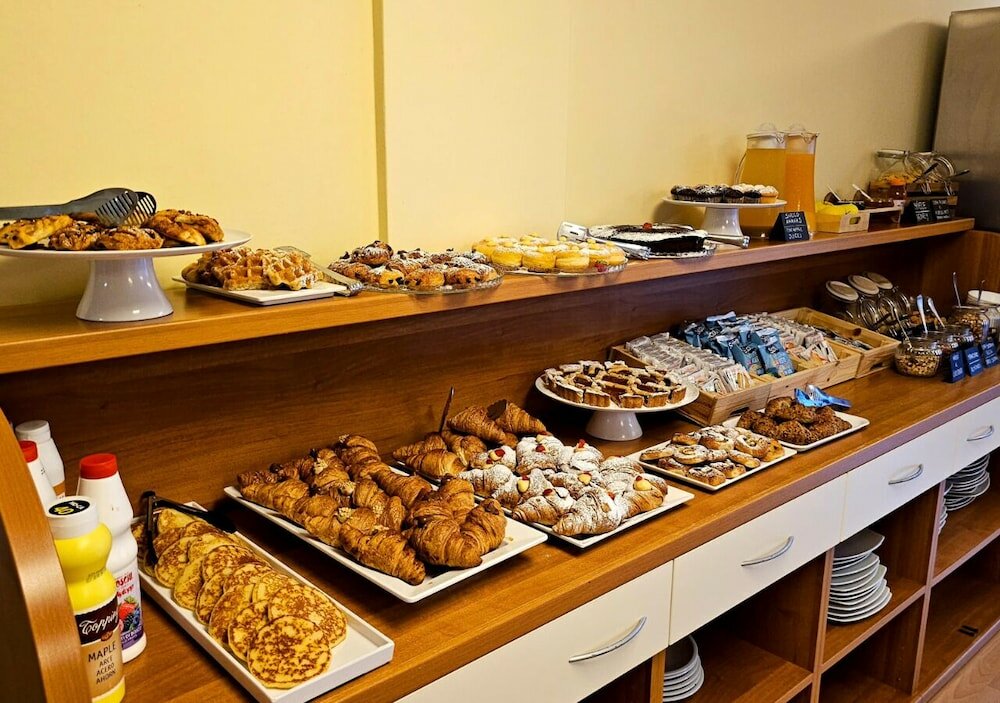 Фото Hotel Selene