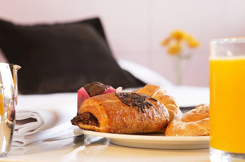 Фото Hotel Chamartin The One