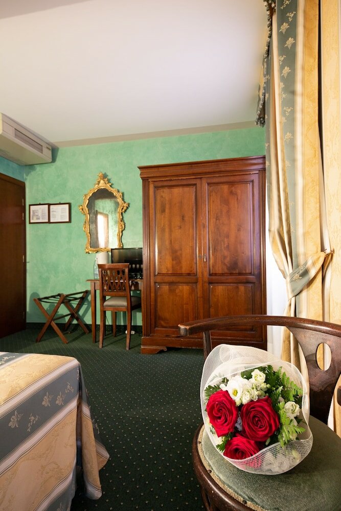 Фото Hotel Marconi