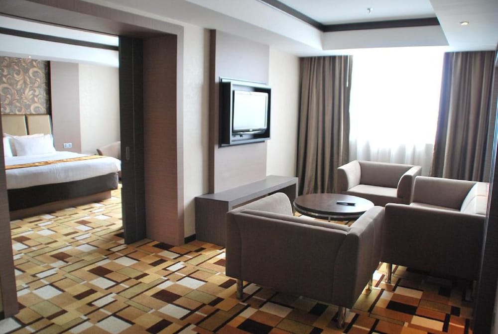 Фото Grand Paragon Hotel Johor Bahru