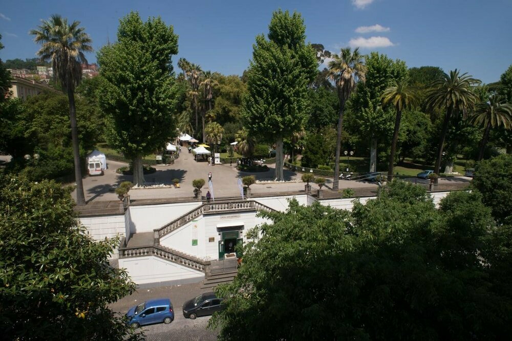 Hotel B&b Napolimilionaria, Naples, photo