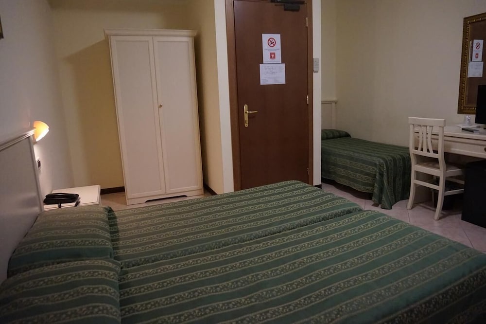 Фото U-Visionary Venezia Hotel