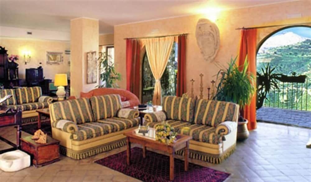 Фото Hotel Villa Sonia