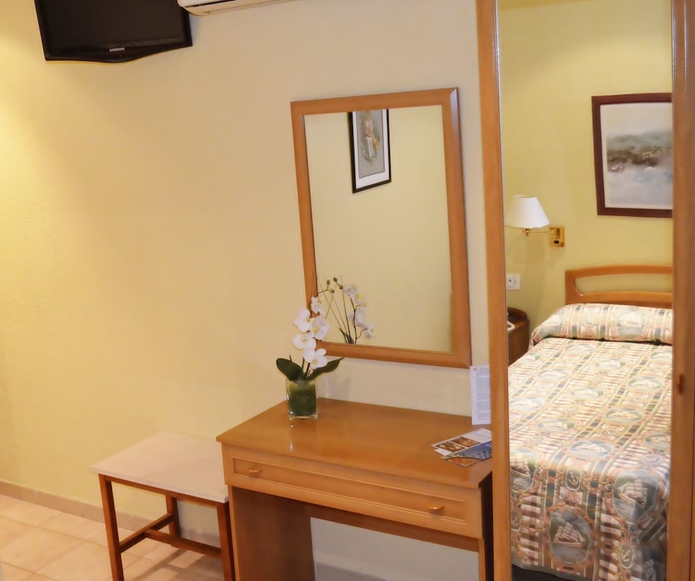 Фото Hotel Patilla