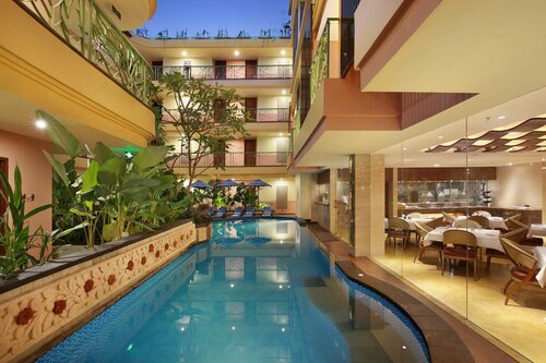 Внешний вид отеля SenS Hotel & Spa Conference Ubud Town Centre в Пелиатане, фото 3