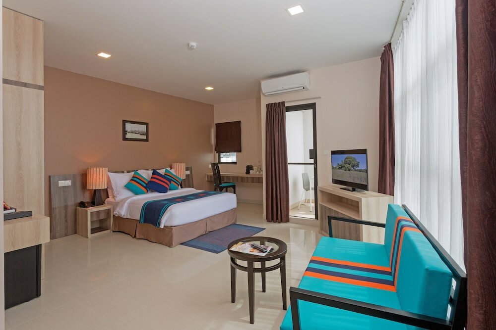 Фото Champa Central Hotel