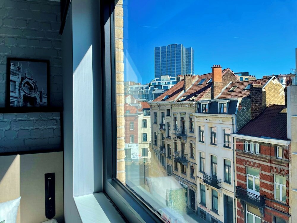 Фото Ibis Brussels Centre Châtelain