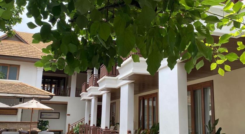 Фото Athena Hotel