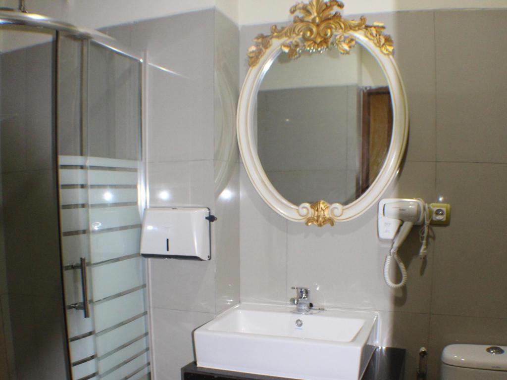 Фото Grand Batik Inn