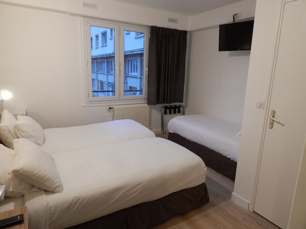 Фото Comfort Hotel Alba Rouen