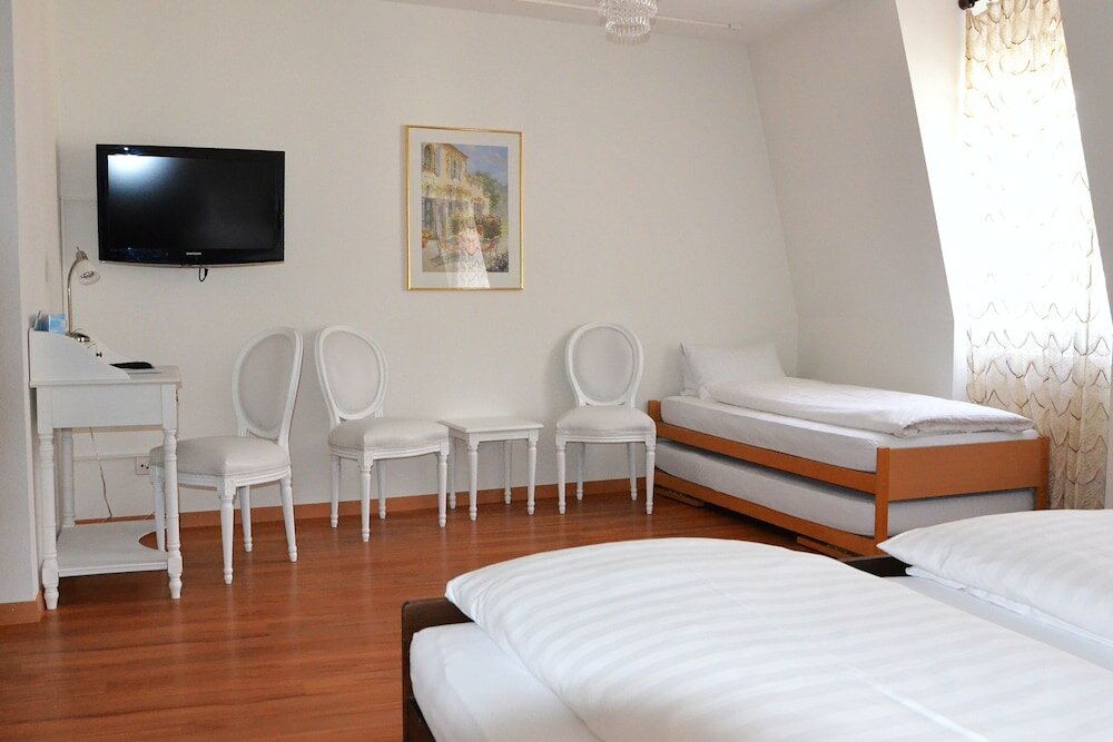 Фото Hotel Weisses Kreuz