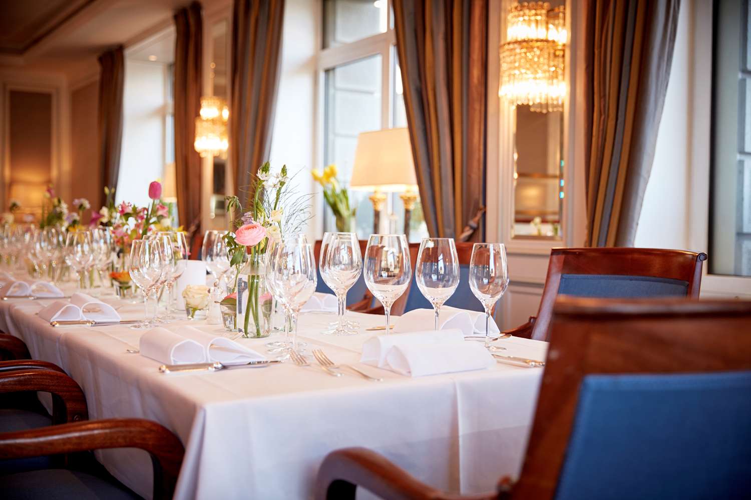 Фото Schweizerhof Zürich