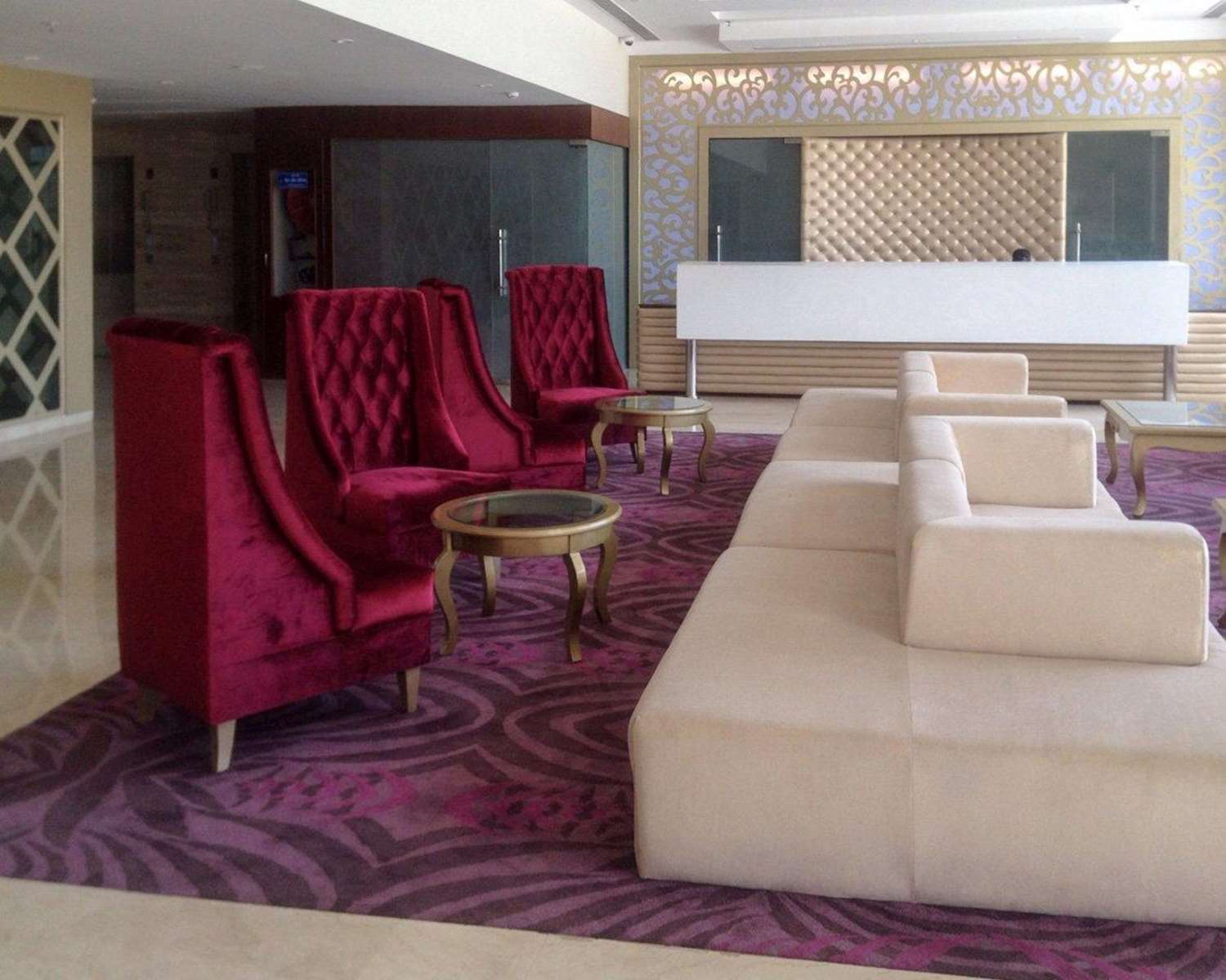 Фото Clarion Inn Sevilla