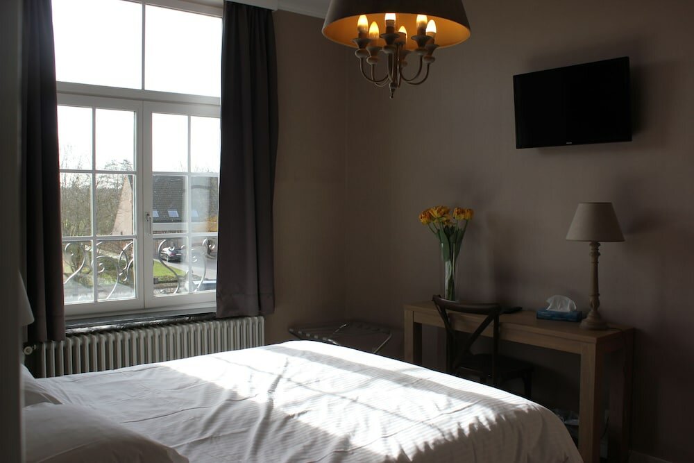 Фото Hotel Lodewijk Van Male