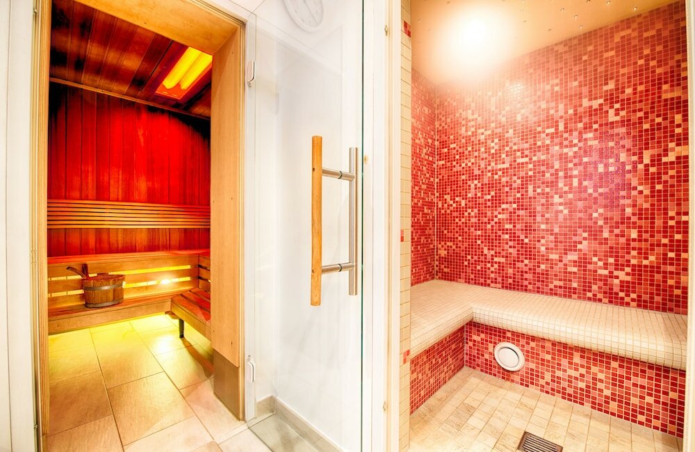 Фото Leonardo Hotel München City West