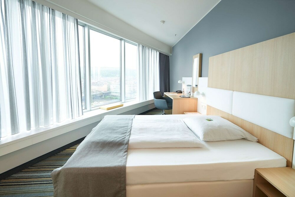 Фото Ghotel hotel & living Würzburg