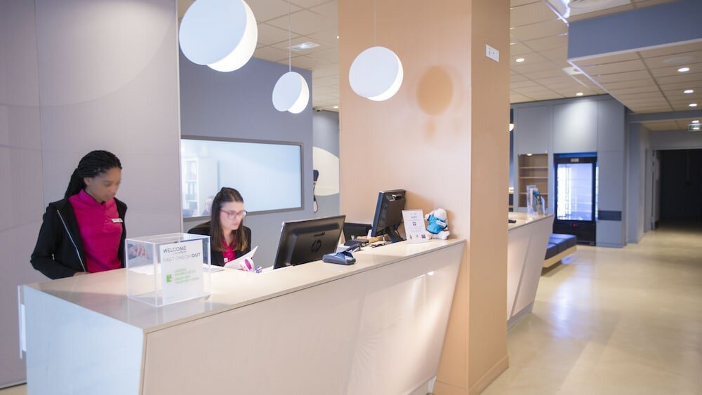 Фото Ibis Styles Toulon Centre Port