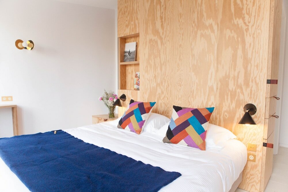 Фото Hotel Montholon Paris