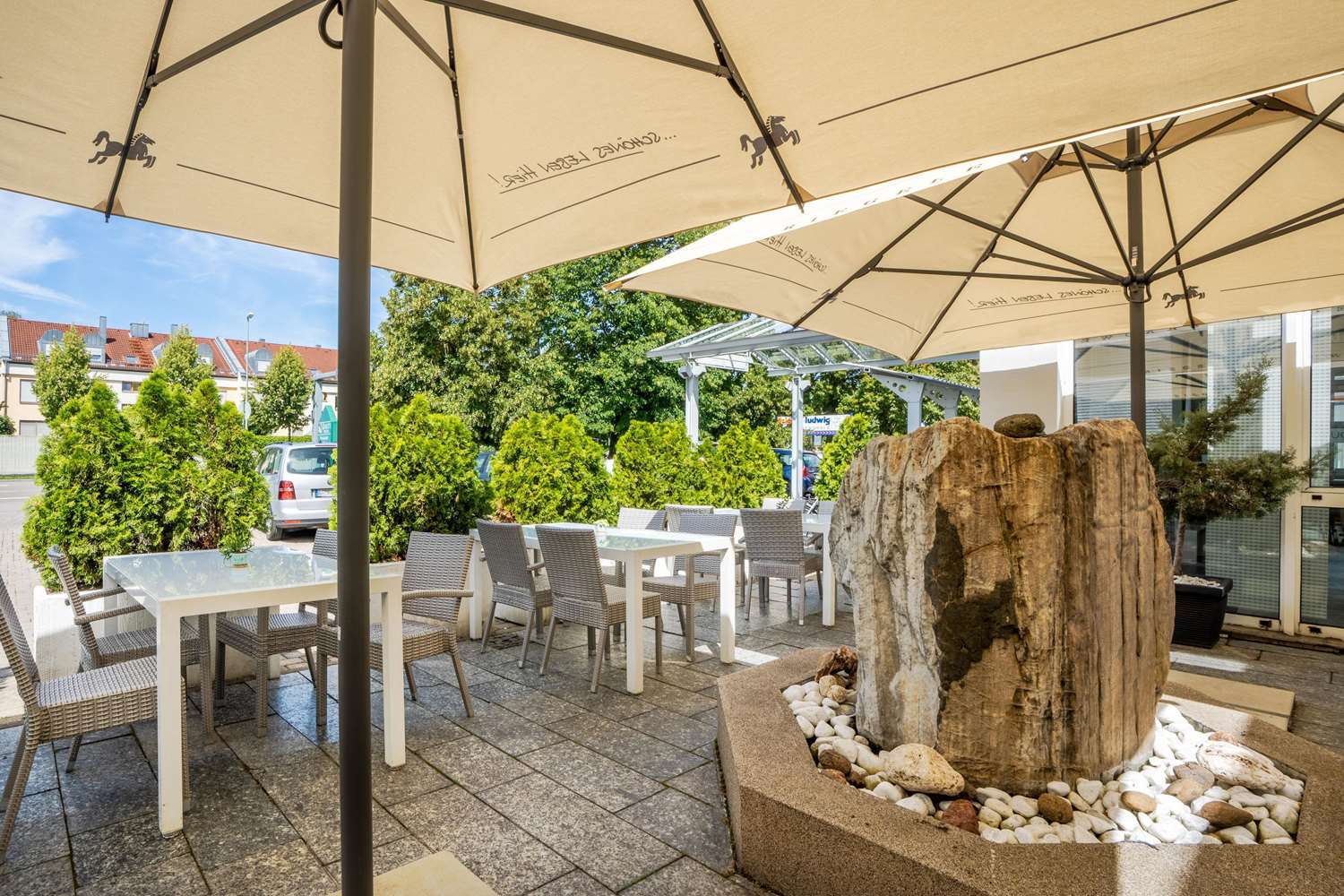 Фото Qu Hotel Augsburg