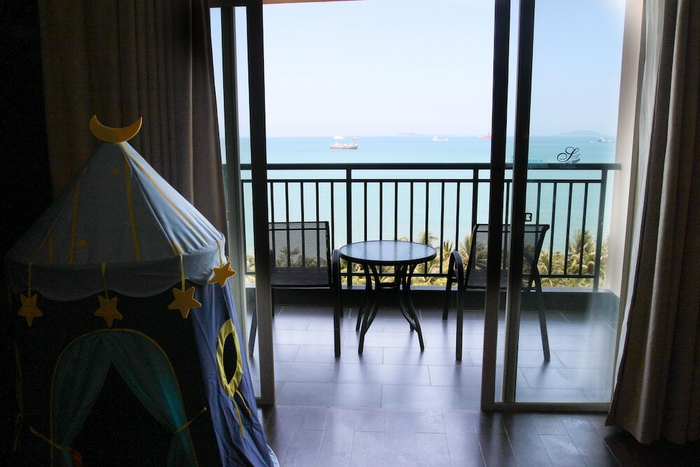 Фото Shengyi Holiday Villa Hotel & Suites Sanya 