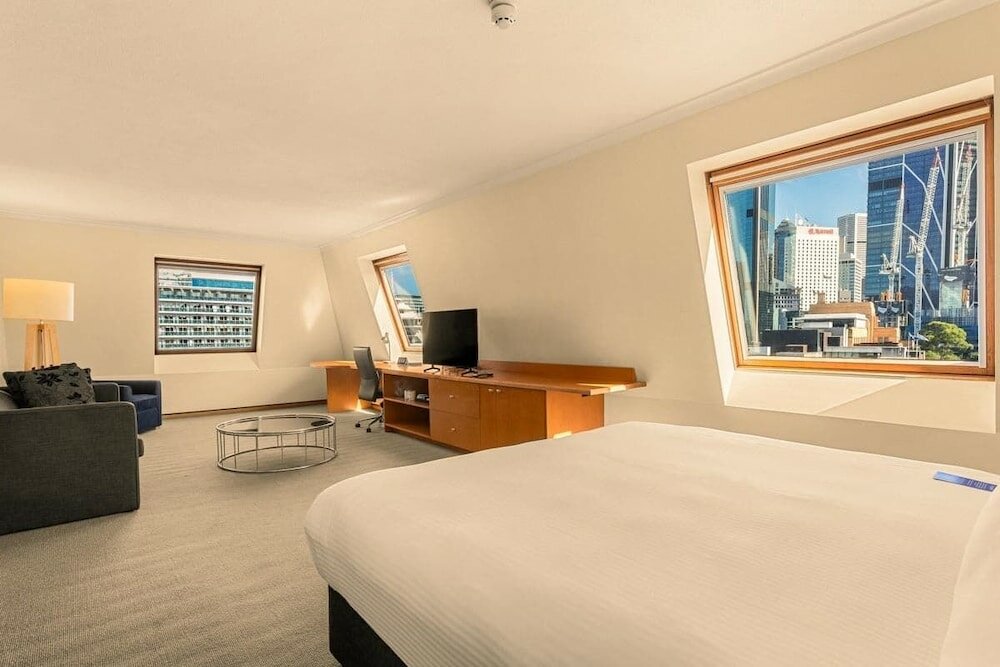 Фото Sydney Harbour Hotel