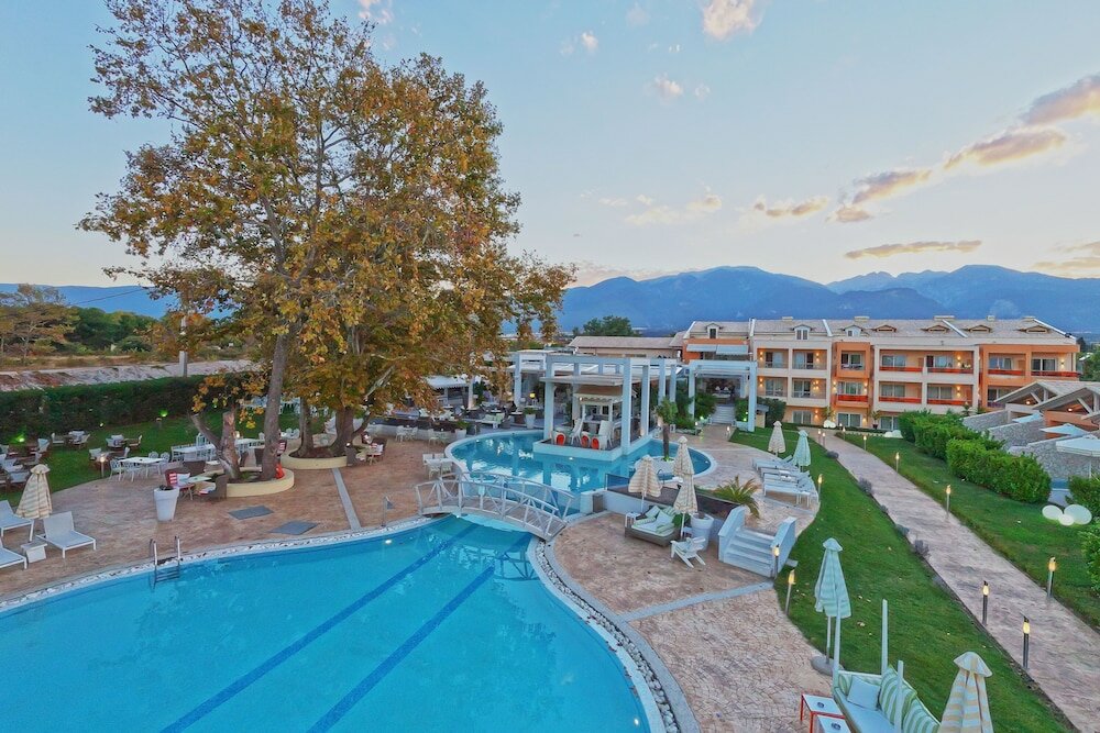 Фото Litohoro Olympus Resort Villas & SPA