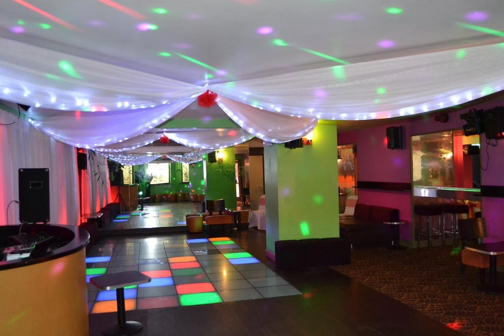 Фото Chatsworth Hotel