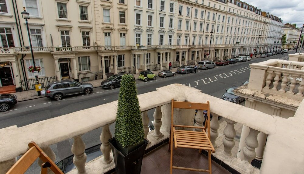 Фото Corbigoe Hotel