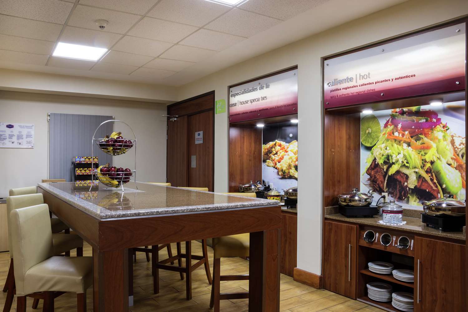 Фото Hampton Inn by Hilton San Juan del Rio