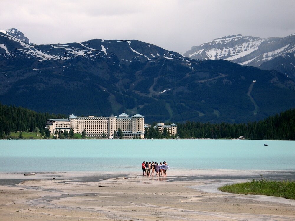 Фото Windtower Lodge and Suites