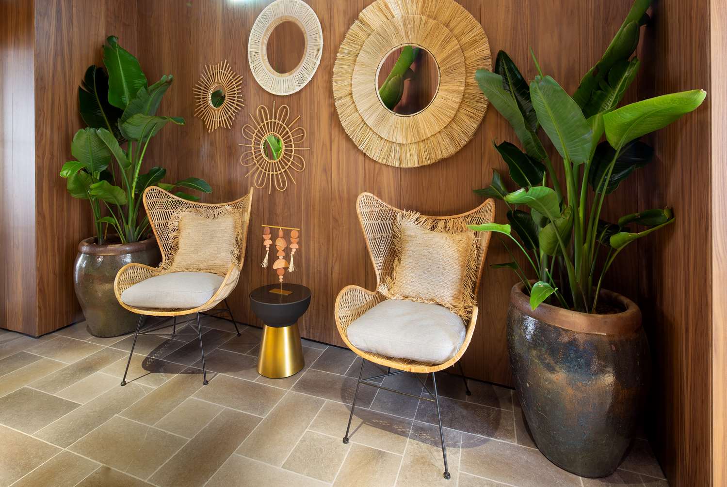 Фото Atocha Hotel Madrid, Tapestry Collection by Hilton