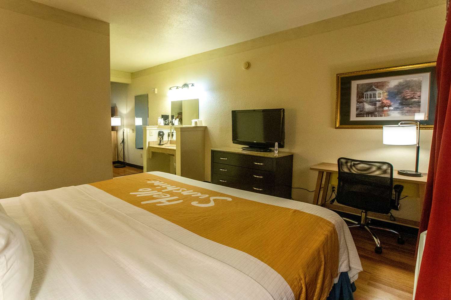 Фото Days Inn And Suites Houston North/Aldine