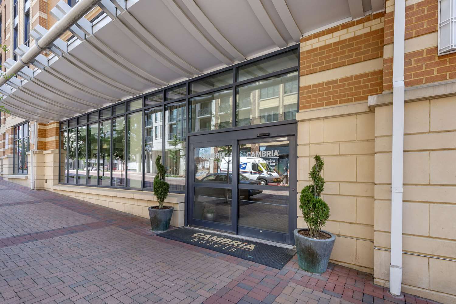 Фото Cambria Hotel Rockville