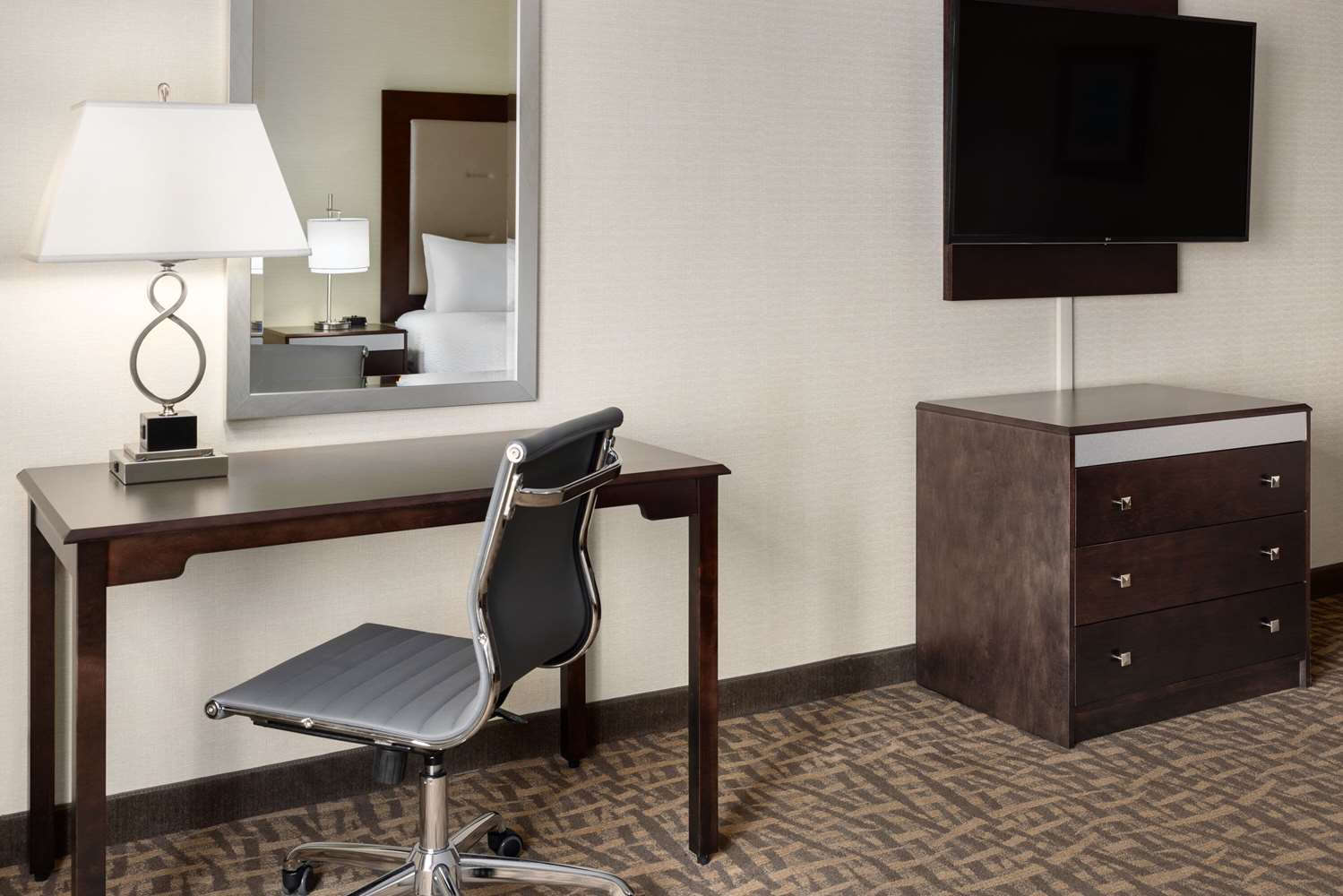 Фото Wyndham Garden Buffalo Downtown