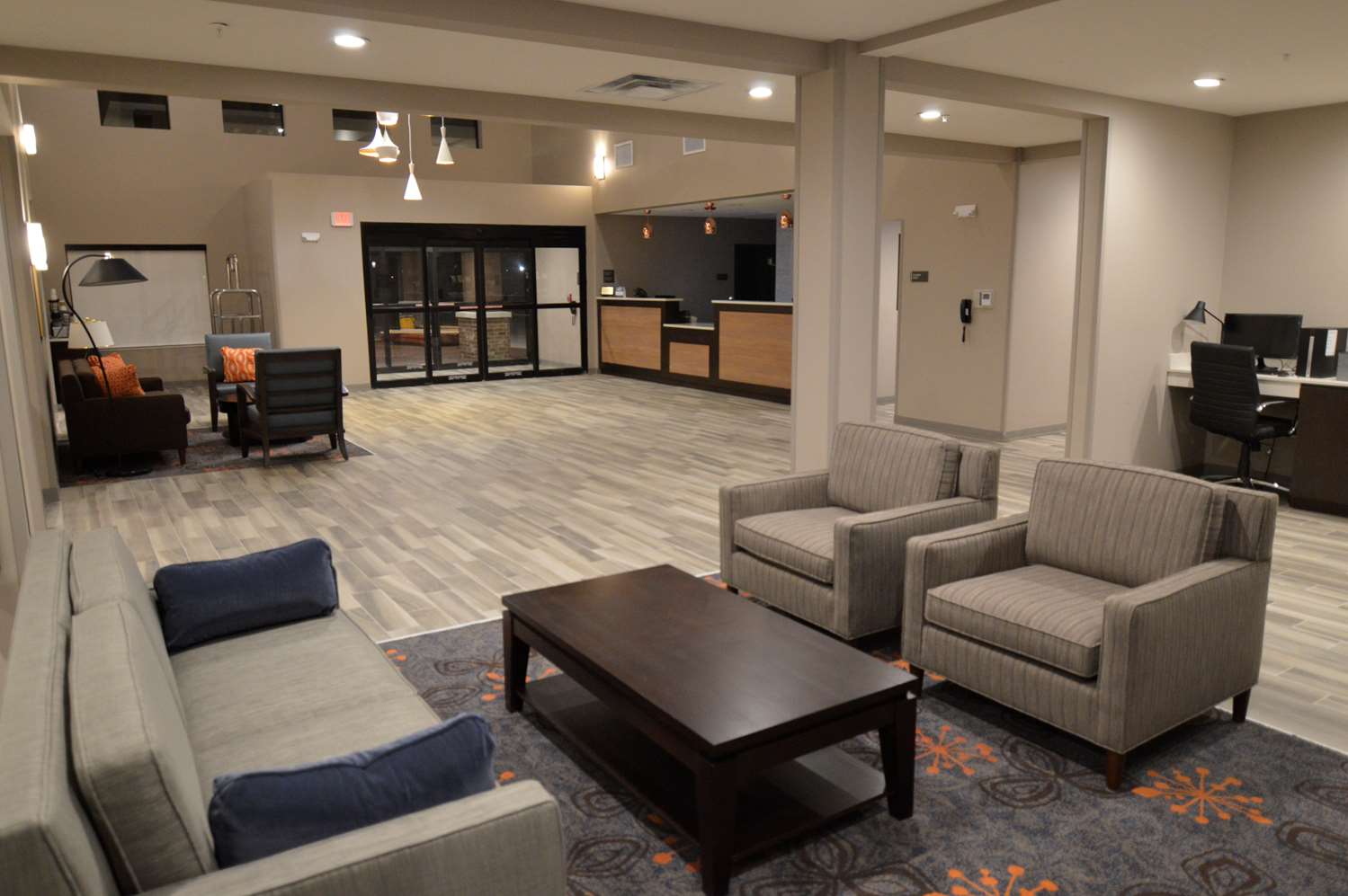 Фото Best Western False River Hotel