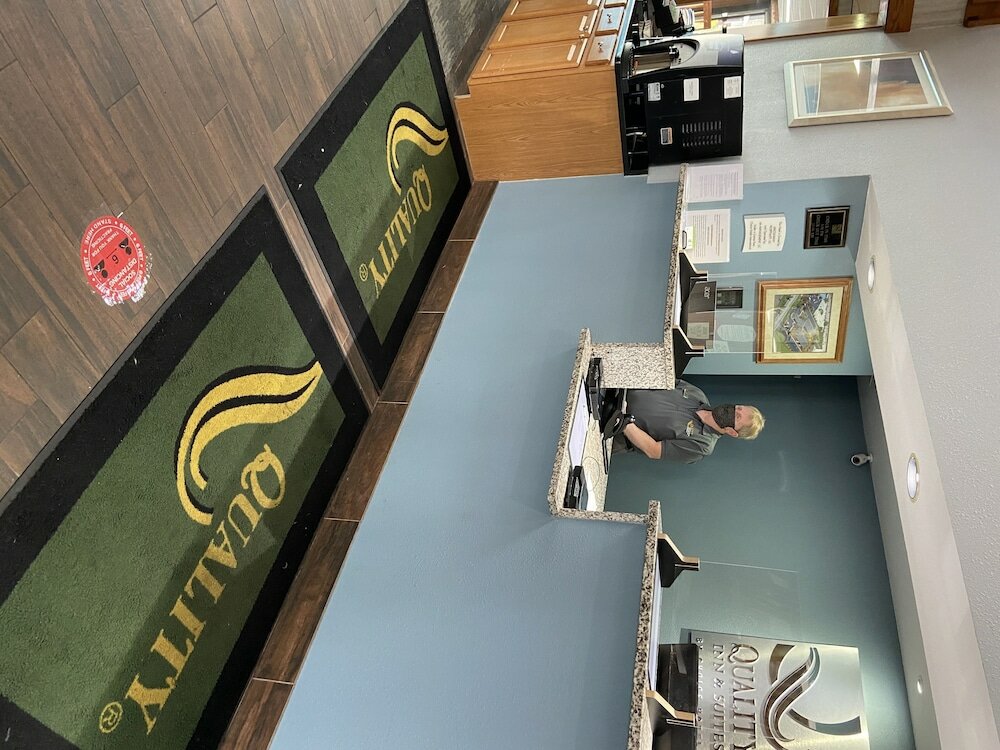 Фото Quality Inn & Suites