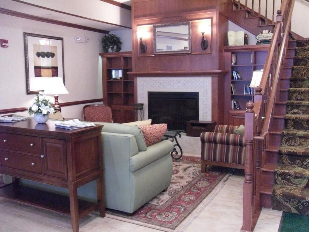 Фото Country Inn & Suites by Radisson, Washington at Meadowlands, Pa